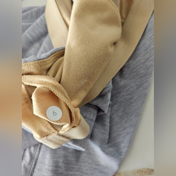 Lululemon Top Speed Tank Heathered Silver Slate Size 6 - Picture 11 of 14